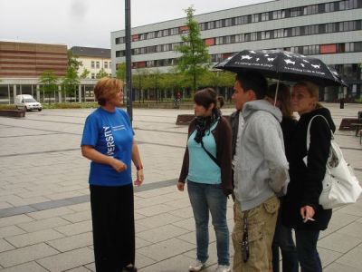 Elke Koll interviewt Studierende zum Thema Diversity